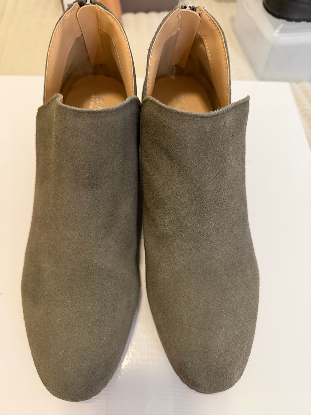 Kenneth Cole Reaction Gray Suede Ankle Booties